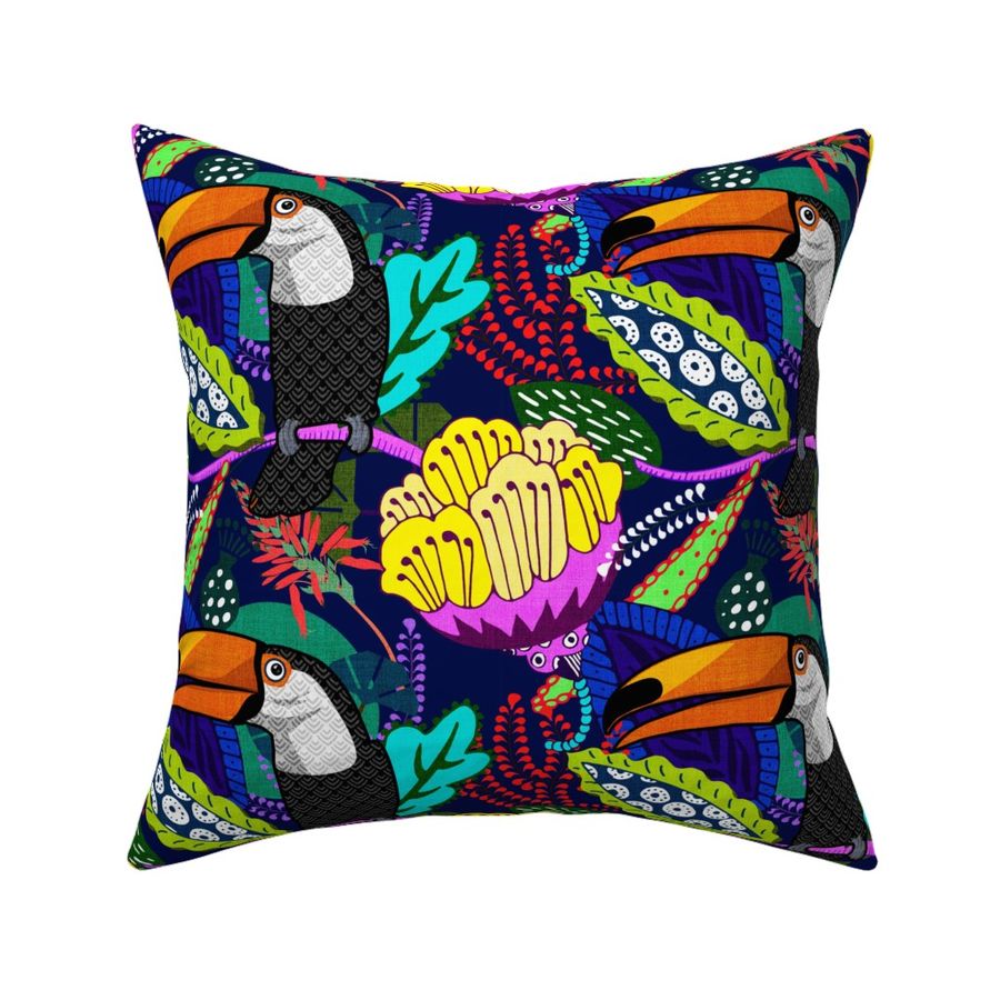 HOME_GOOD_SQUARE_THROW_PILLOW