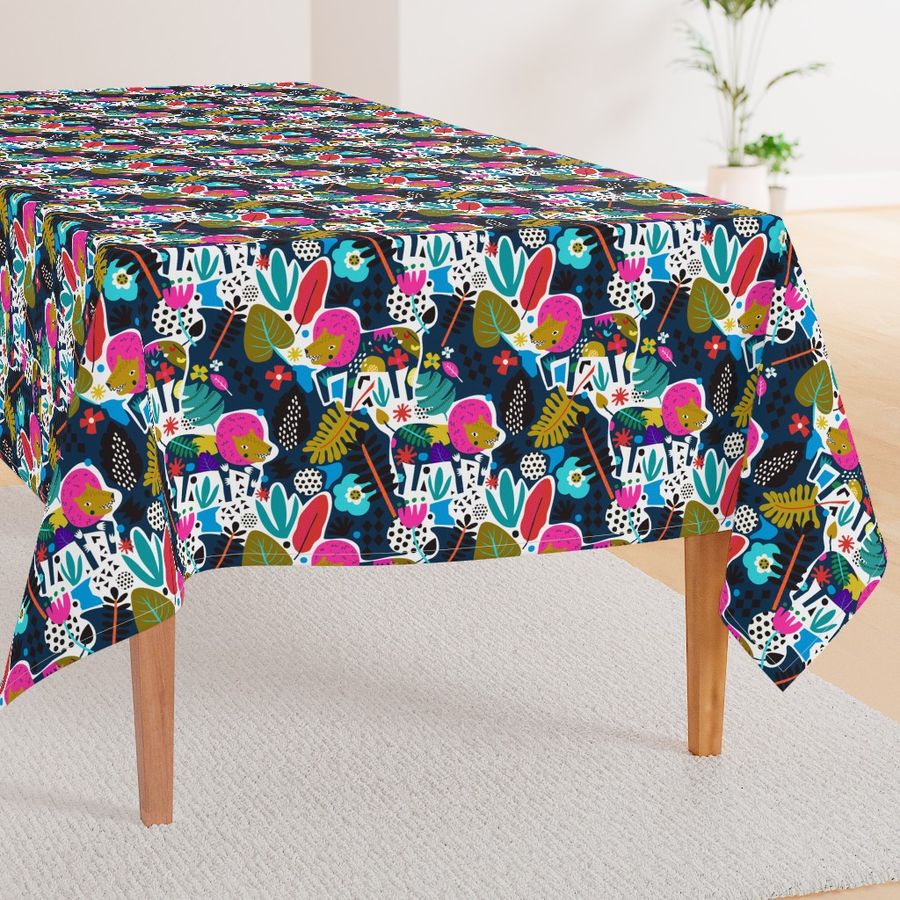 HOME_GOOD_RECTANGULAR_TABLE_CLOTH