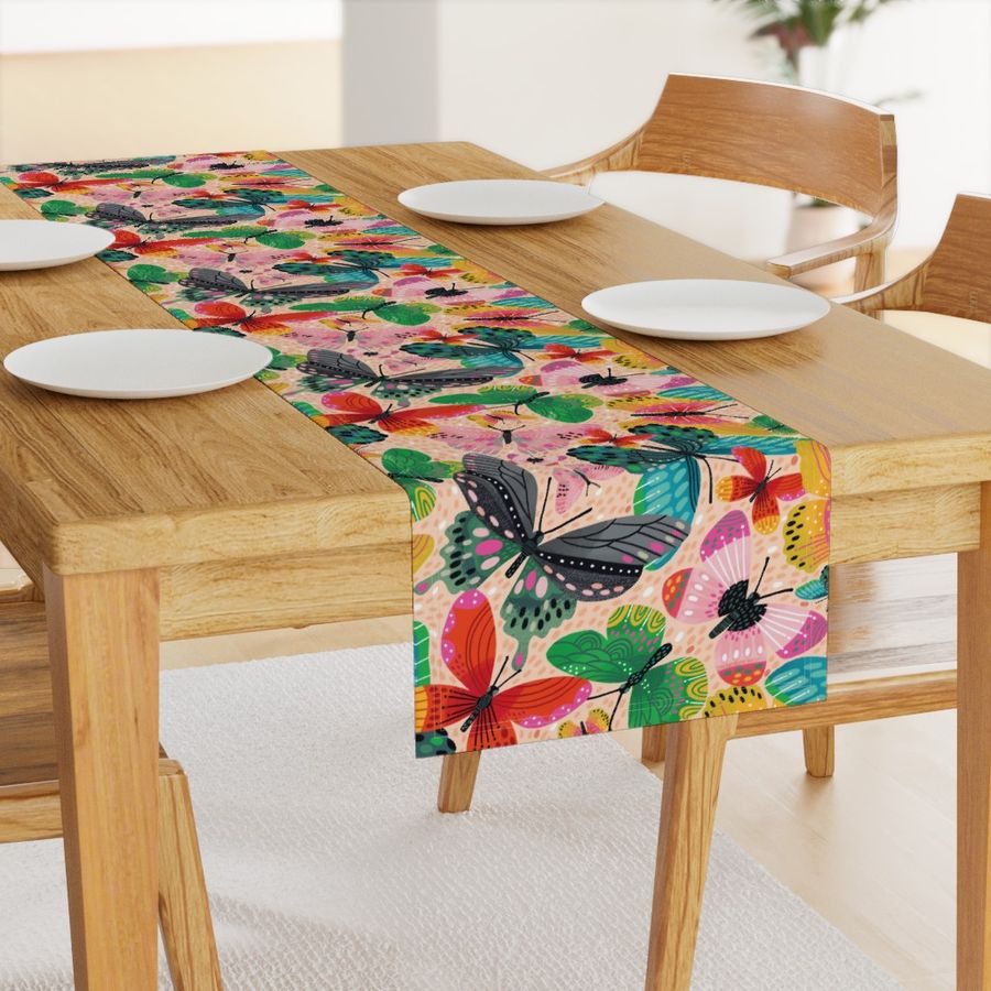 HOME_GOOD_TABLE_RUNNER