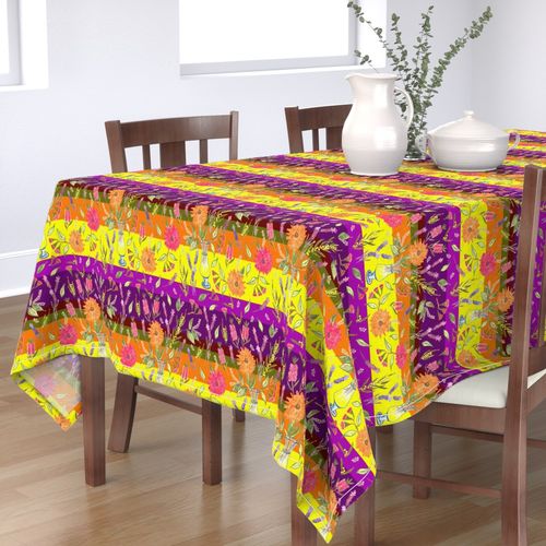 HOME_GOOD_RECTANGULAR_TABLE_CLOTH