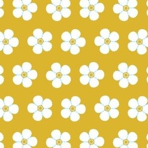 Small scale • Strawberry flowers - yellow background