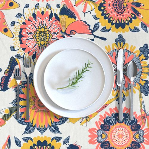 HOME_GOOD_RECTANGULAR_TABLE_CLOTH