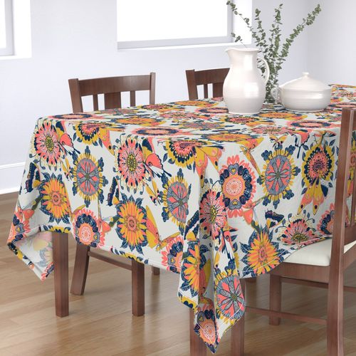 HOME_GOOD_RECTANGULAR_TABLE_CLOTH