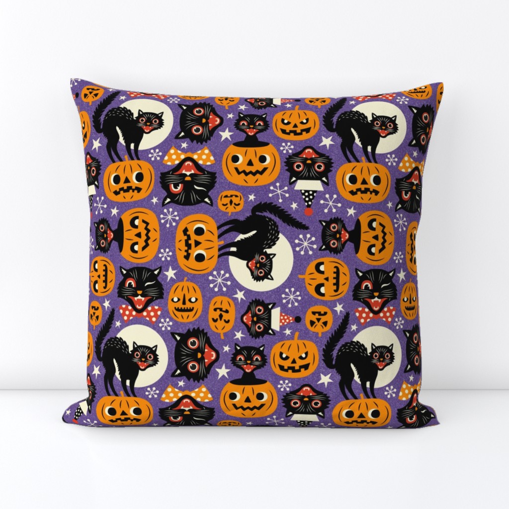 Large Scale / Spooky vintage cats and pumpkins / Purple