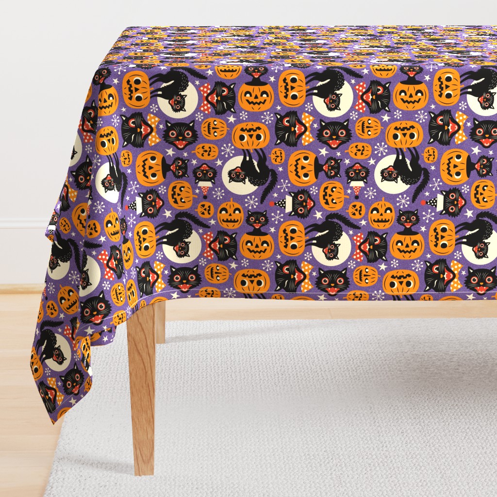 Large Scale / Spooky vintage cats and pumpkins / Purple