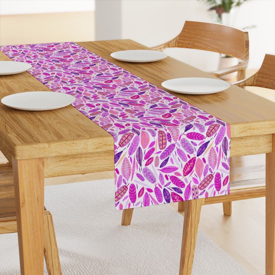 HOME_GOOD_TABLE_RUNNER