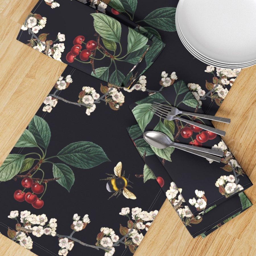 HOME_GOOD_TABLE_RUNNER