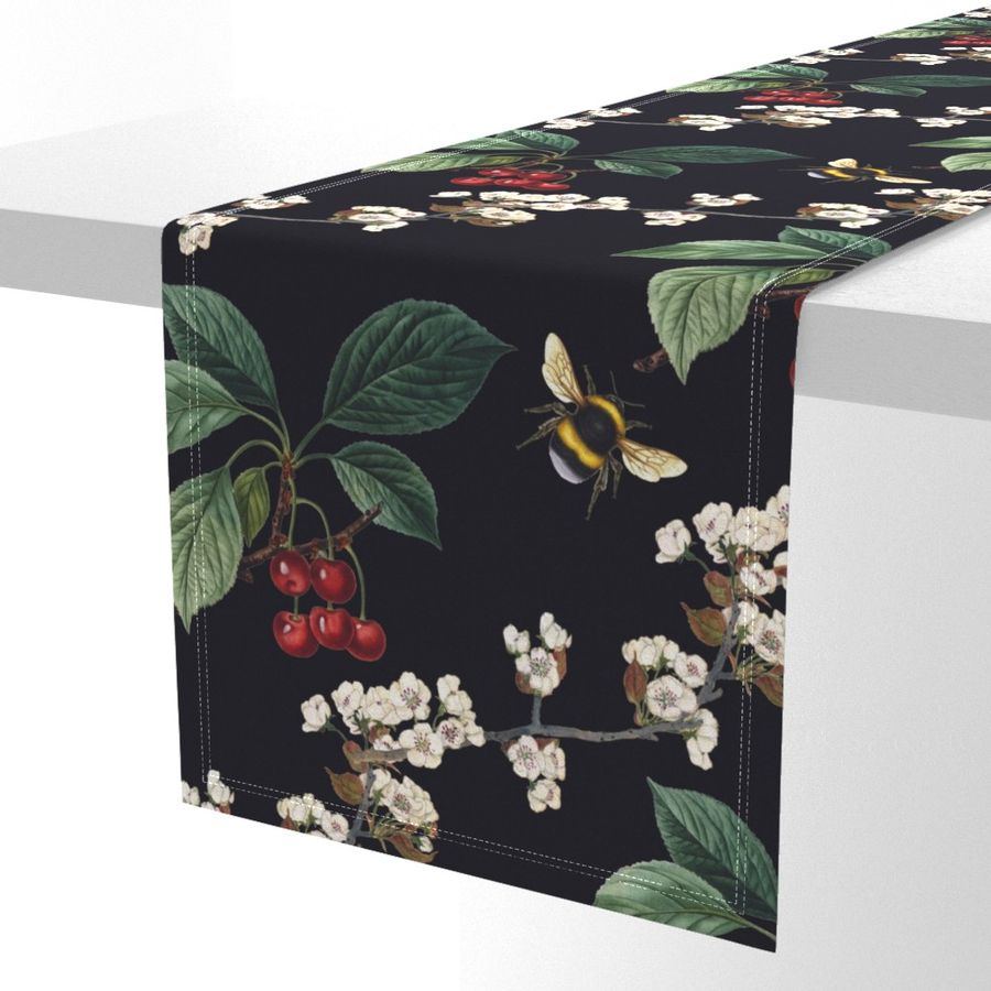 HOME_GOOD_TABLE_RUNNER