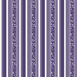JP35 -  Jagged Stripes in Lavender Grey Monochrome