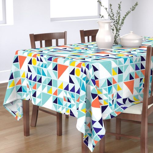 HOME_GOOD_RECTANGULAR_TABLE_CLOTH