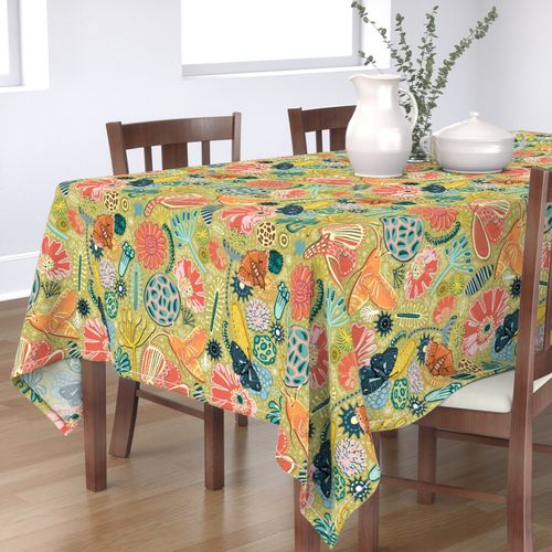 HOME_GOOD_RECTANGULAR_TABLE_CLOTH