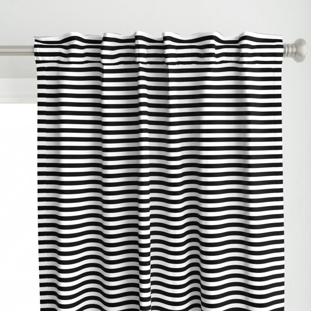 Black and White Thin Horizontal Half Inch Picnic Stripes