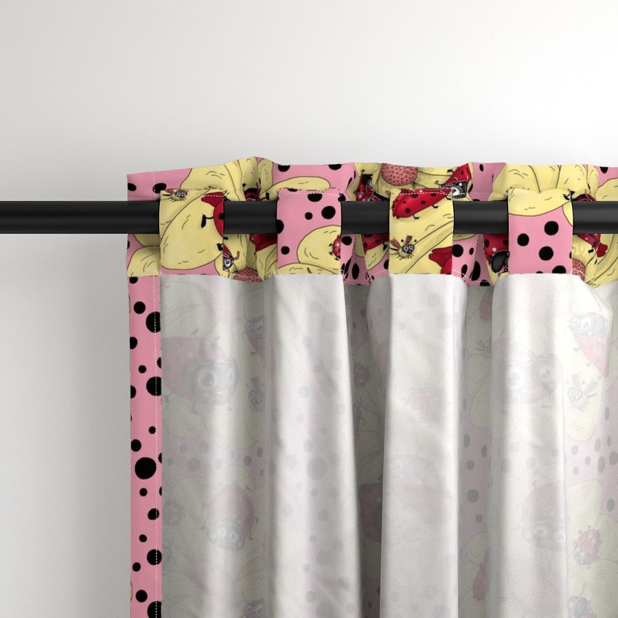 HOME_GOOD_CURTAIN_PANEL