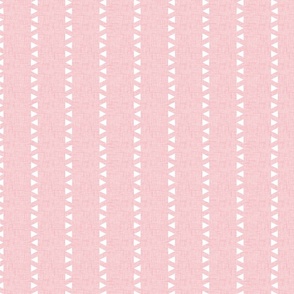 pink linen triangles