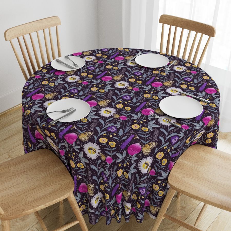 HOME_GOOD_ROUND_TABLE_CLOTH