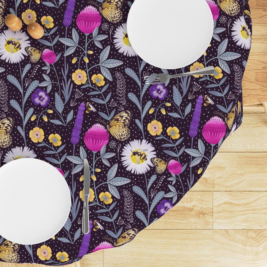 HOME_GOOD_ROUND_TABLE_CLOTH