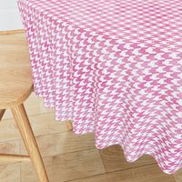 Pink Watercolor Houndstooth Pattern