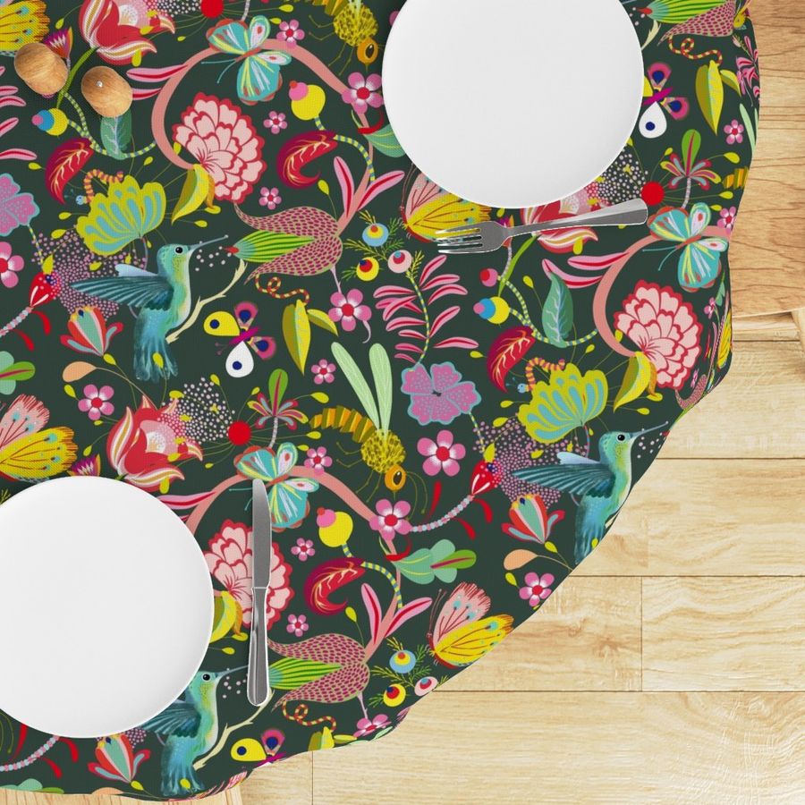 HOME_GOOD_ROUND_TABLE_CLOTH