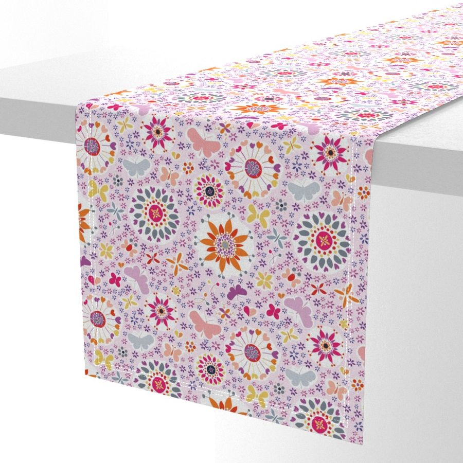 HOME_GOOD_TABLE_RUNNER