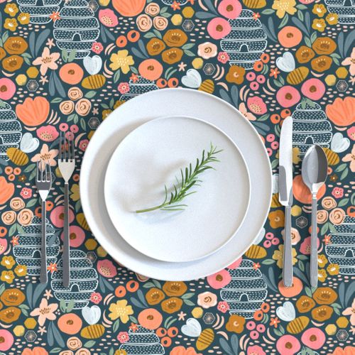 HOME_GOOD_RECTANGULAR_TABLE_CLOTH