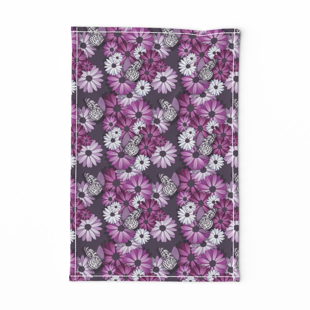 Small scale // African Daisy Spring Floral // violet