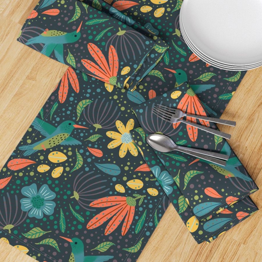 HOME_GOOD_TABLE_RUNNER