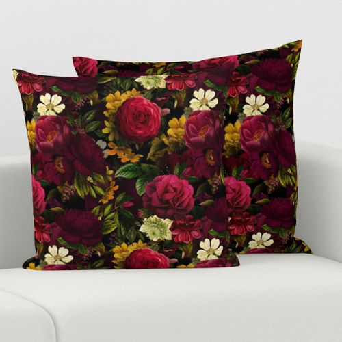 HOME_GOOD_SQUARE_THROW_PILLOW