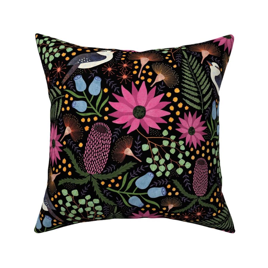 HOME_GOOD_SQUARE_THROW_PILLOW