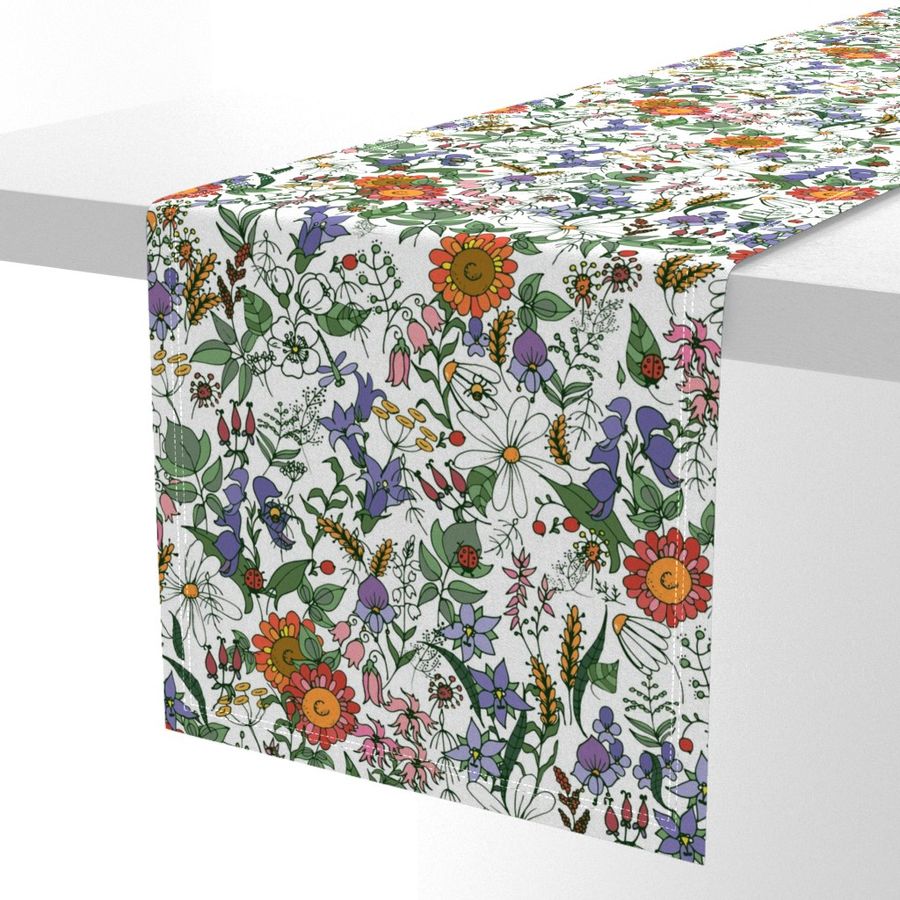 HOME_GOOD_TABLE_RUNNER