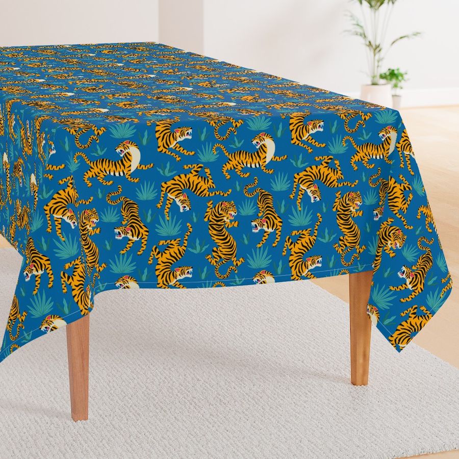 HOME_GOOD_RECTANGULAR_TABLE_CLOTH