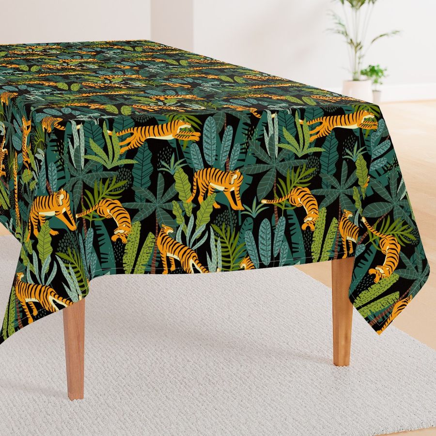 HOME_GOOD_RECTANGULAR_TABLE_CLOTH