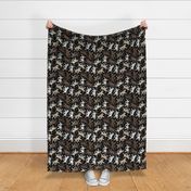 Trotting Lagotto Romagnolo and paw prints - black