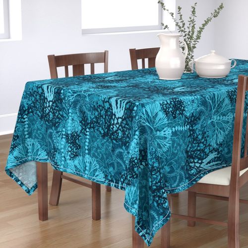 HOME_GOOD_RECTANGULAR_TABLE_CLOTH