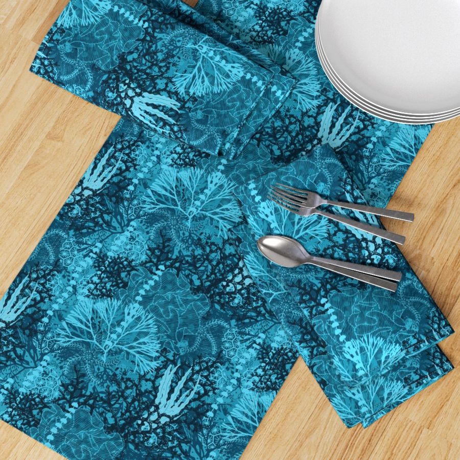 HOME_GOOD_TABLE_RUNNER