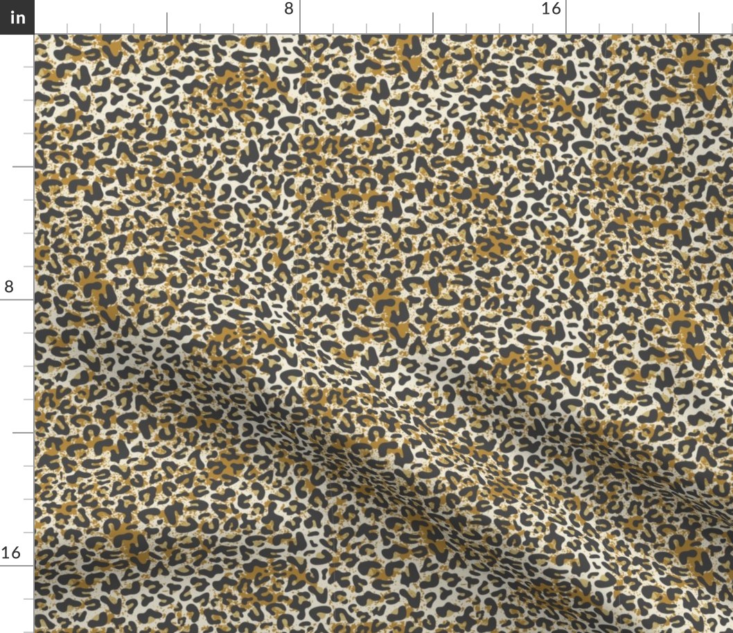 Leopard // yellow