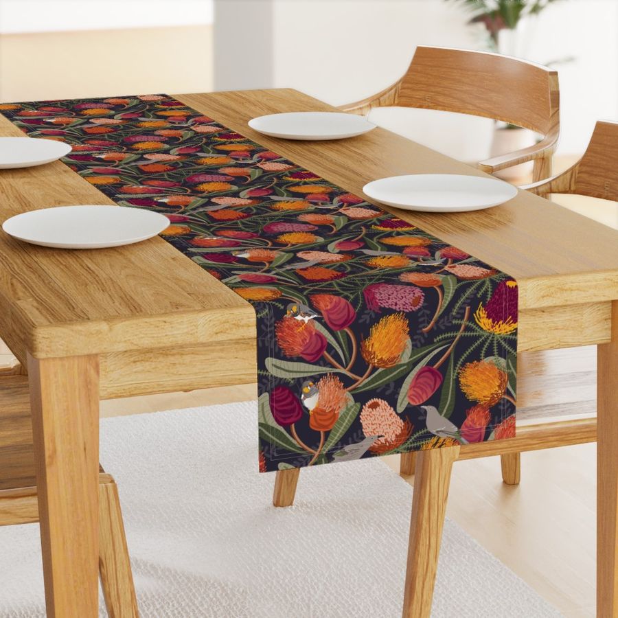 HOME_GOOD_TABLE_RUNNER