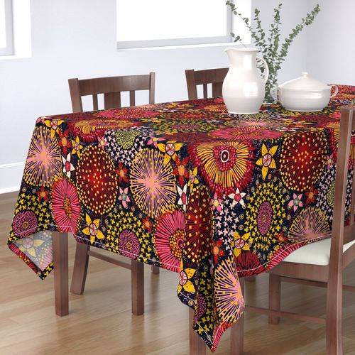 HOME_GOOD_RECTANGULAR_TABLE_CLOTH