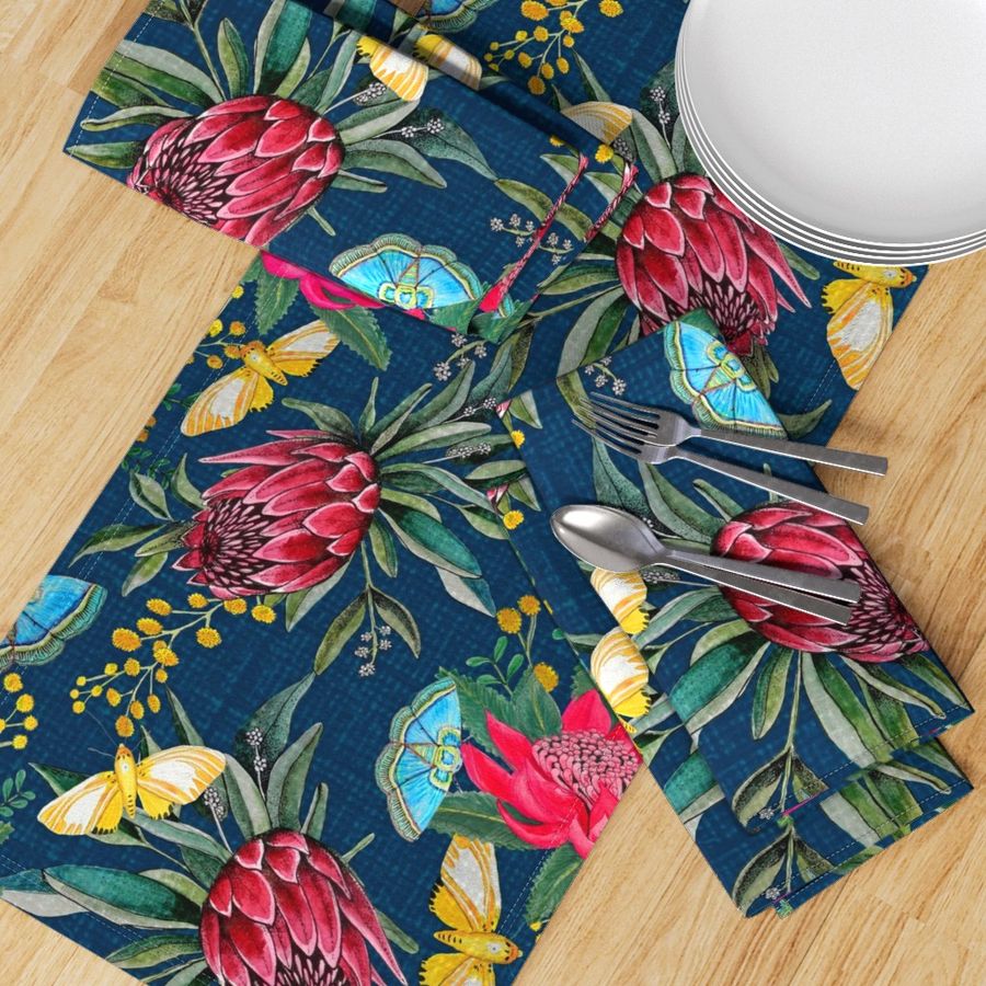 HOME_GOOD_TABLE_RUNNER