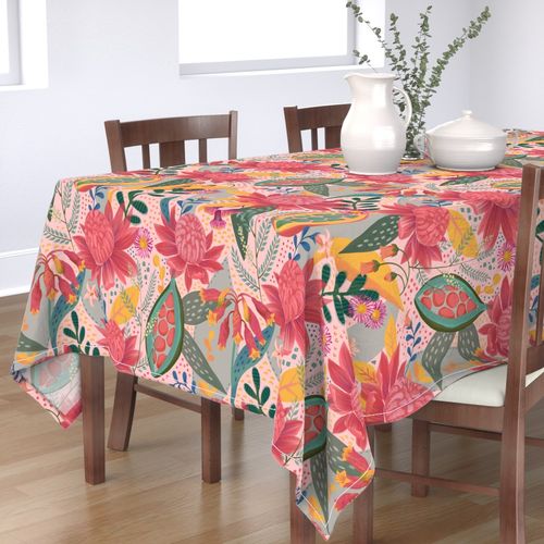 HOME_GOOD_RECTANGULAR_TABLE_CLOTH