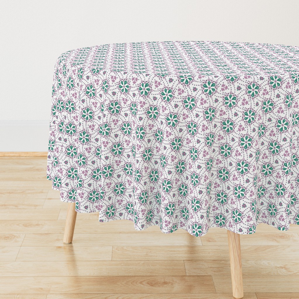 Quilters paisley - lilac and green on white