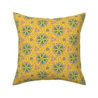 Quilters paisley - bright yellow 