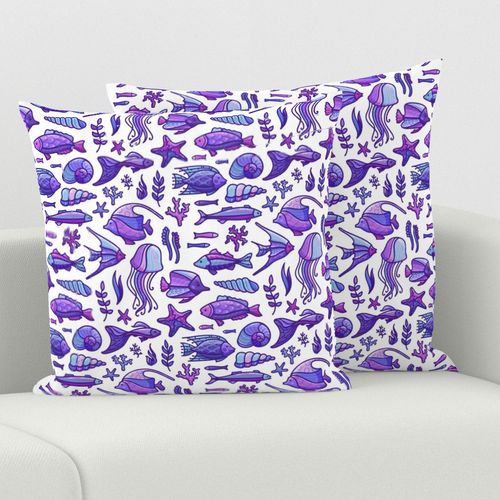 HOME_GOOD_SQUARE_THROW_PILLOW