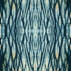 Dark Indigo Arashi Shibori Wave