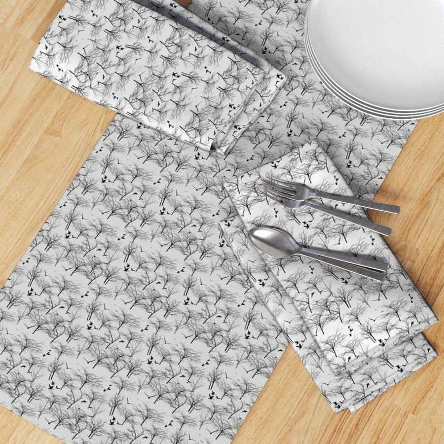 HOME_GOOD_TABLE_RUNNER