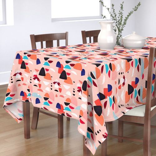 HOME_GOOD_RECTANGULAR_TABLE_CLOTH