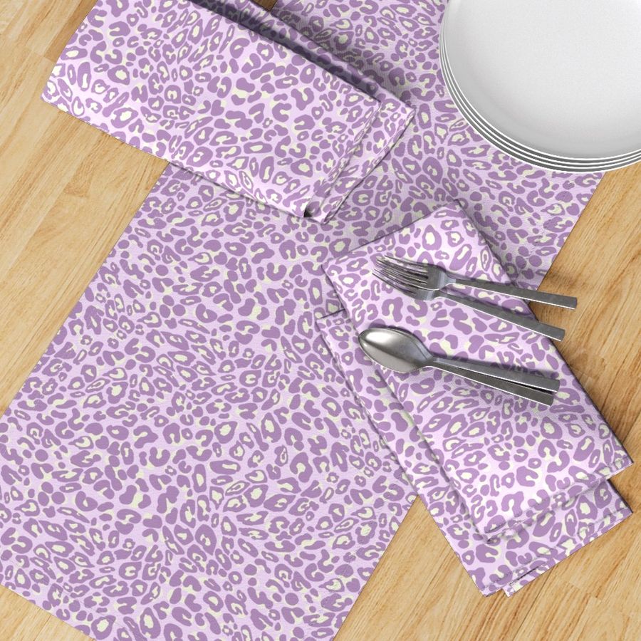 HOME_GOOD_TABLE_RUNNER