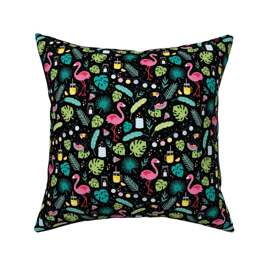 HOME_GOOD_SQUARE_THROW_PILLOW