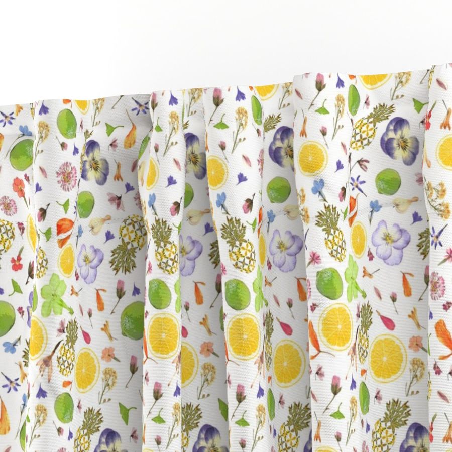 HOME_GOOD_CURTAIN_PANEL