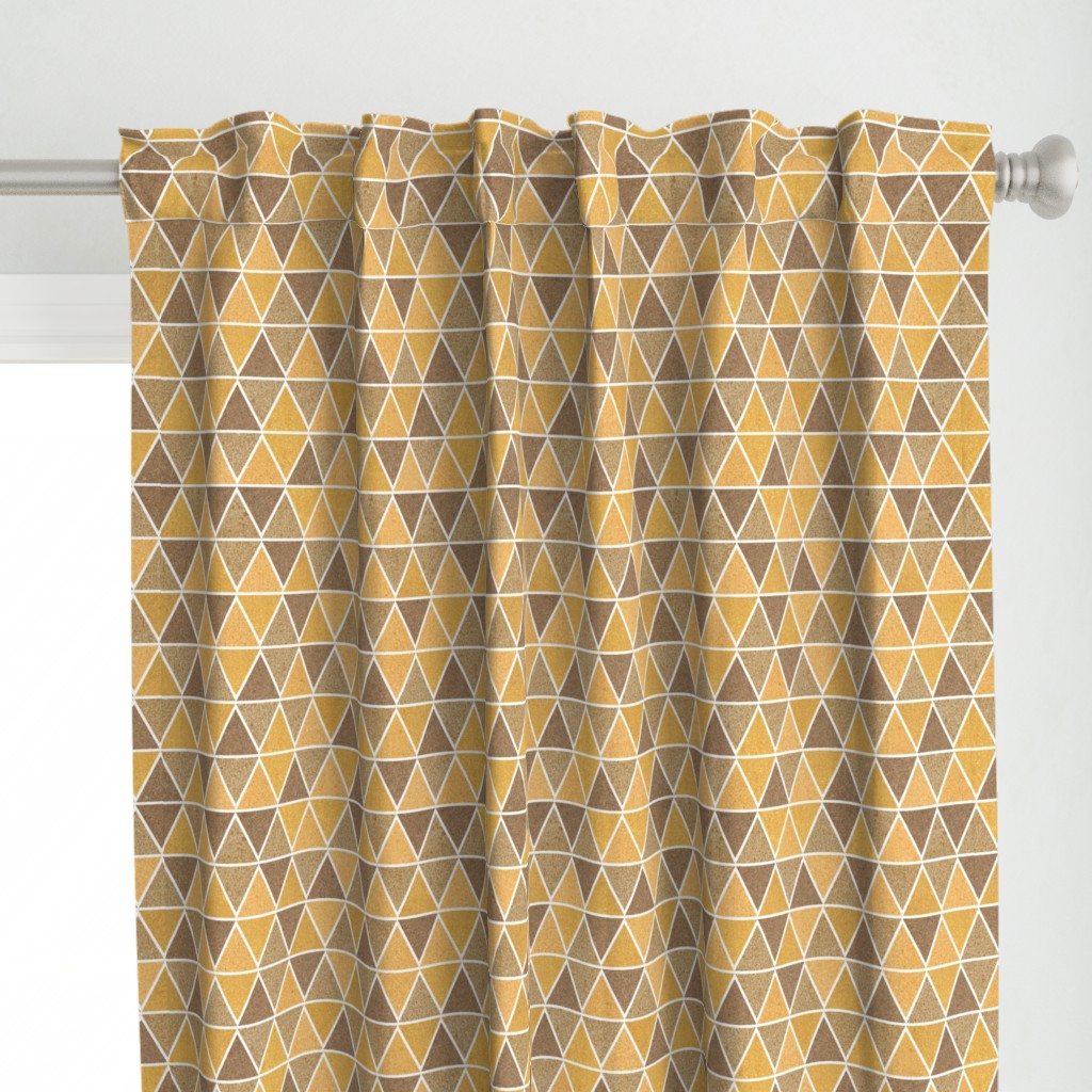 textured triangles - brown