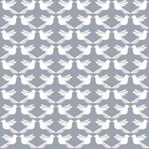 Bird Lattice Gray and White small scale